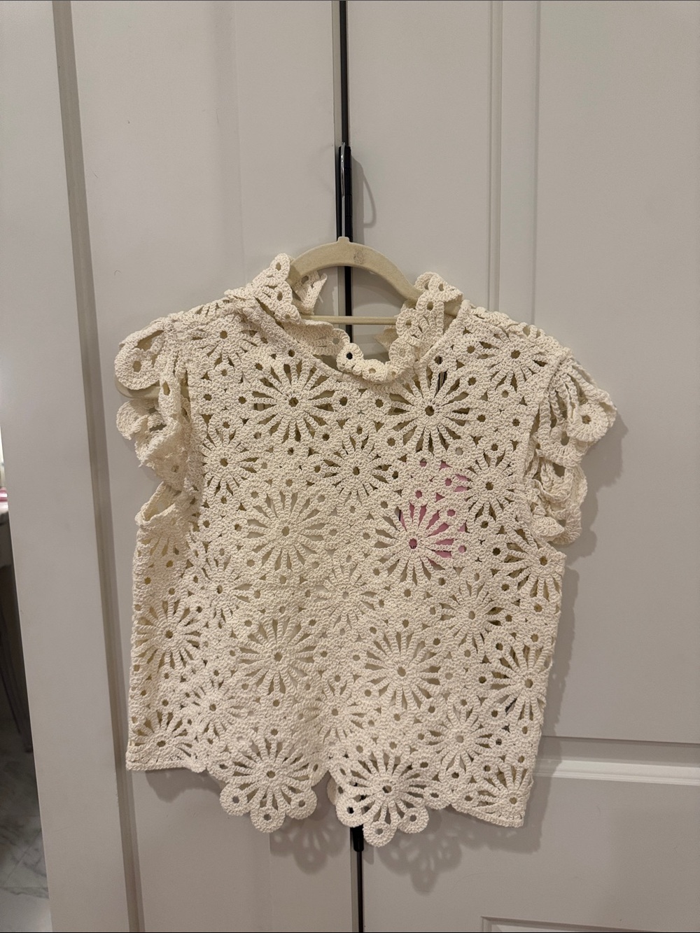 Nordstrom Cream Crochet Floral Lace Short Sleeve Top
